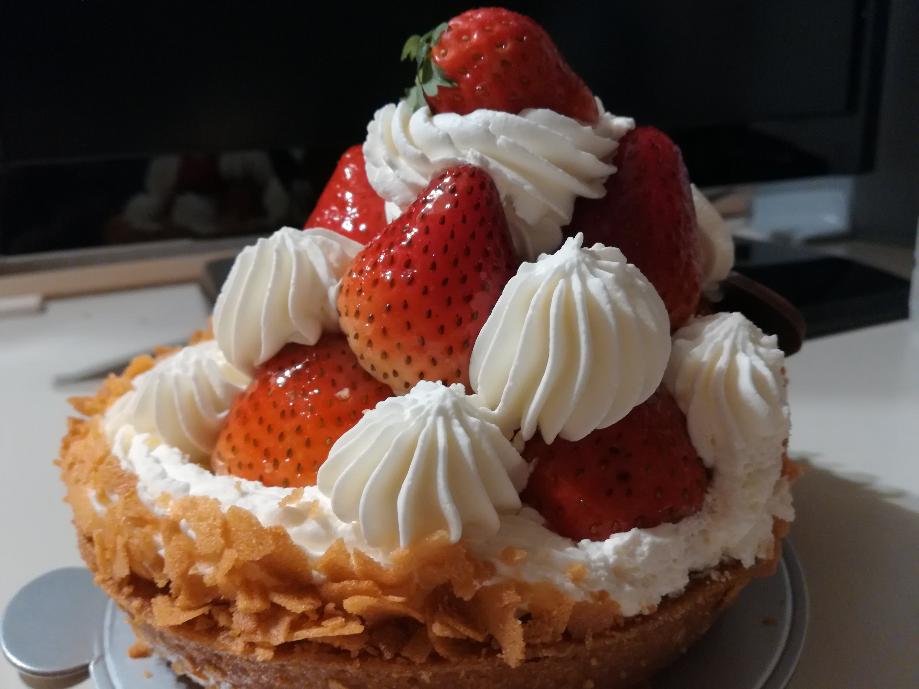 八王子駅で人気のケーキ屋さん ヴェールの丘で彼女の誕生日ケーキにイチゴのタルトを買った おじさんの日記ブログ